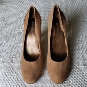 Nine West Tan Suede Pumps